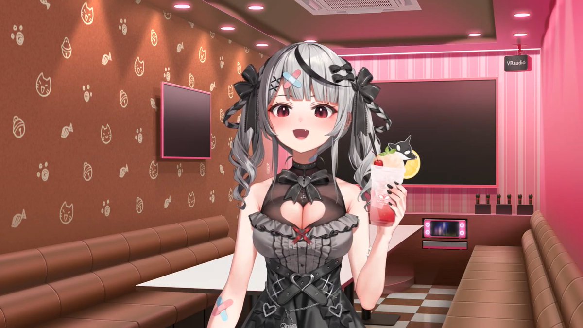 沙花叉クロヱ新衣装お披露目 ごちそうさまでした！ 地雷系だとは思って