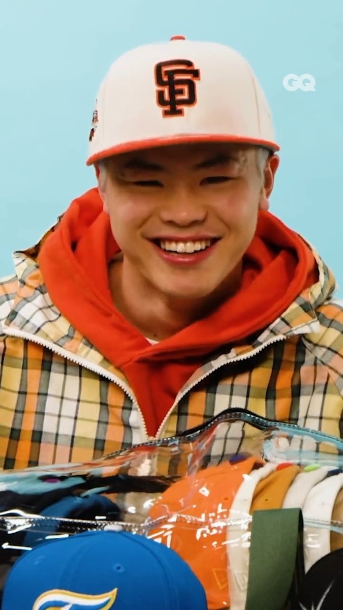 那須川天心、LAで爆買いした12万円相当のNEW ERAのキャップを披露