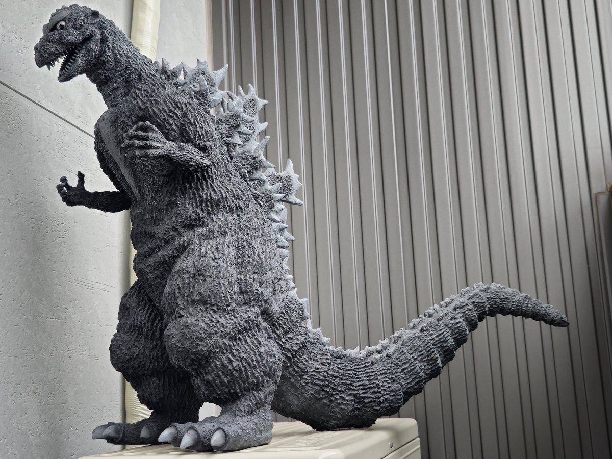 ファルシオン 井上雅夫さん原型 初代ゴジラ 完成しました！ モノクロを