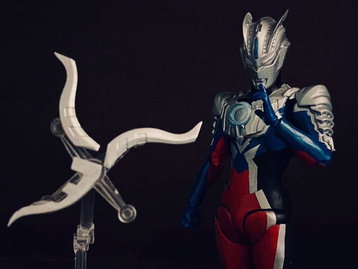 S.H.Figuarts 「親子の力、おかりします！」 ウルトラマンオーブ