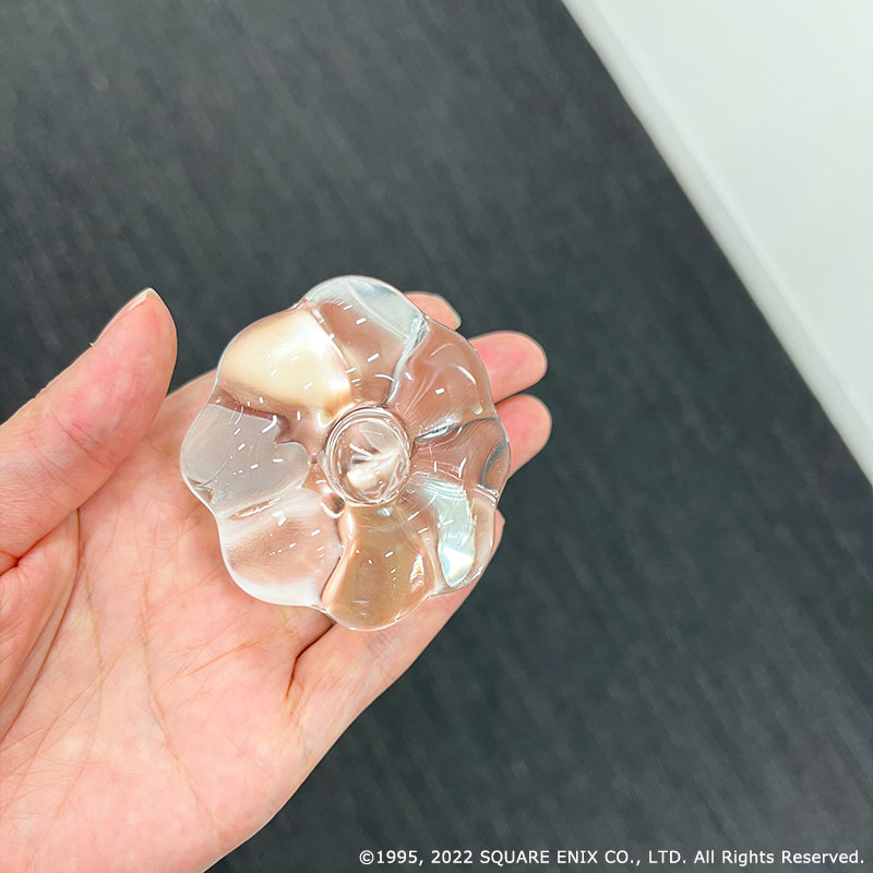 予約受付中！『#タクティクスオウガリボーン』のe-STORE特典「ガラスの