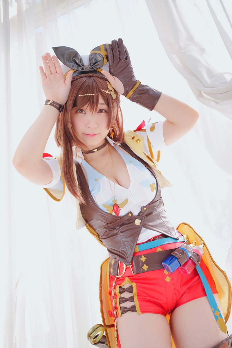 伊織もえ ×ライザ 】 🎊A HAPPY NEW YEAR🎊 お正月いかがお過ごしです