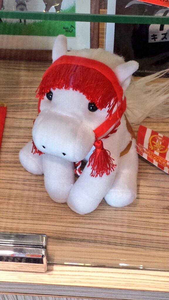 アイドルホースの午年バージョン。祭事に登場する白い神馬がモチーフ