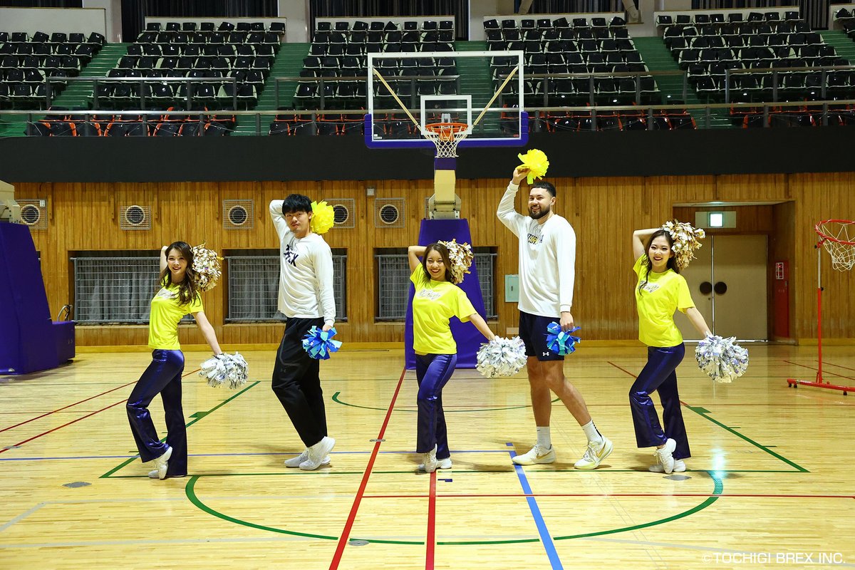 本日、#11 青木選手、#17 星川選手、BREXYのSHIZUKA、HIKARI、SAORIが