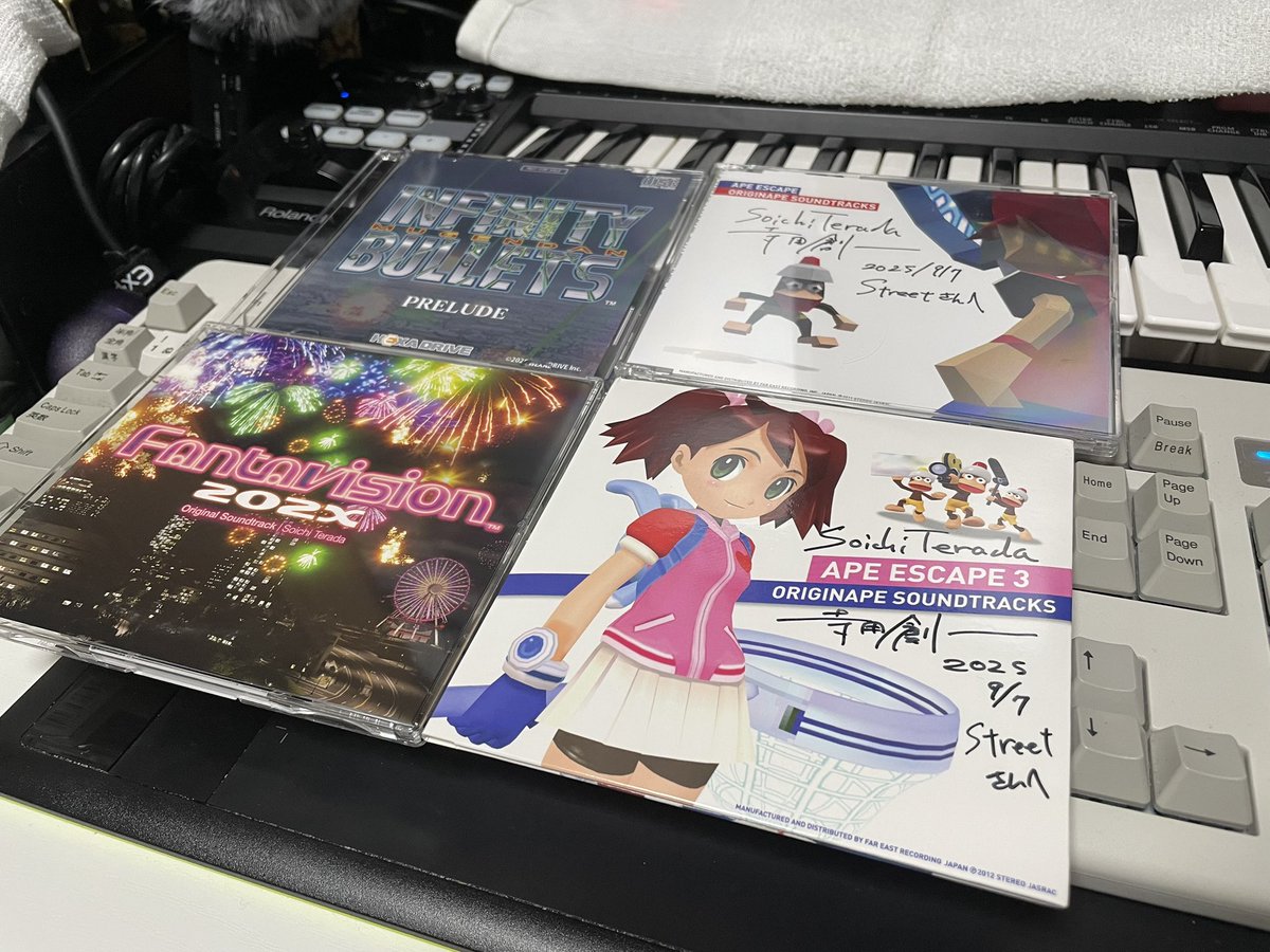 物販全部買わせていただきました！ 寺田創一先生のサイン入りが熱