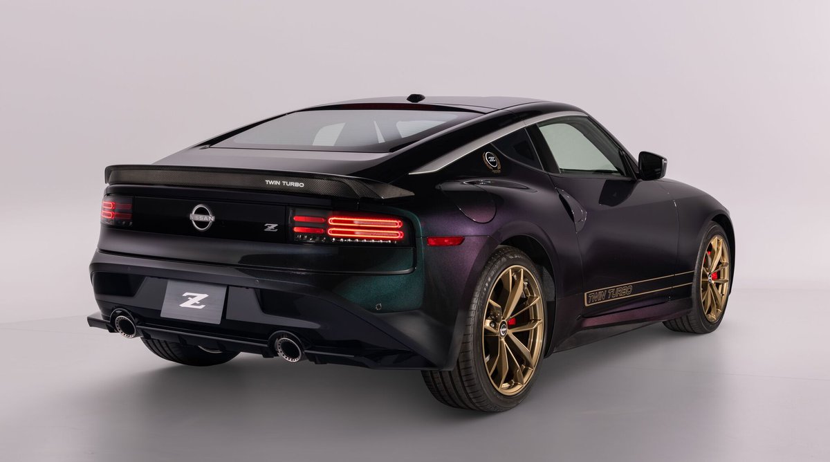 日産フェアレディZ、「ヘリテージエディション」が米国で登場…1990年代