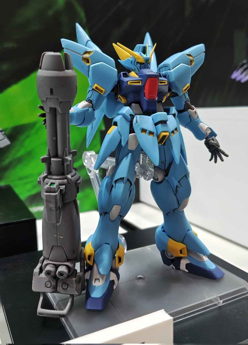 初展示のHGヒュッケバイン(PTX-08R)のテストショット。展示用に塗装