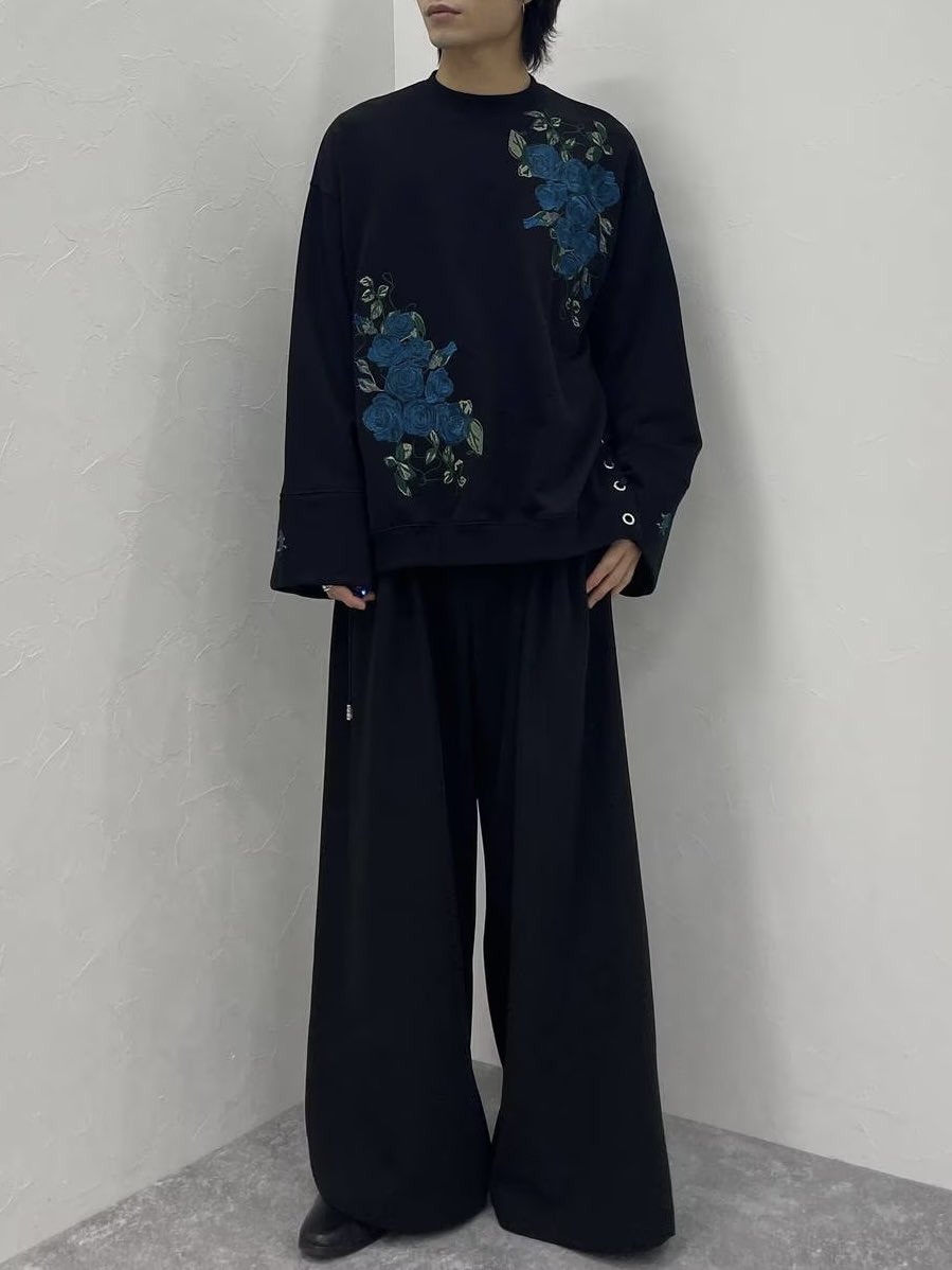 Ado meets HARE】Ado（＠ado1024imokenp）コラボアイテムの中からユニ