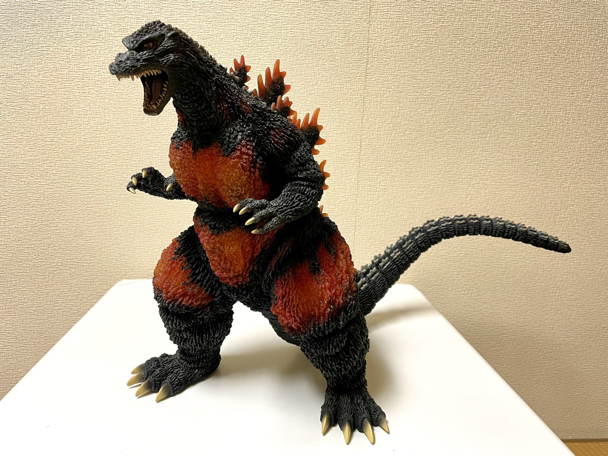 セキト】黒龍工房 リアル・マスター・コレクション デストロイア完全体