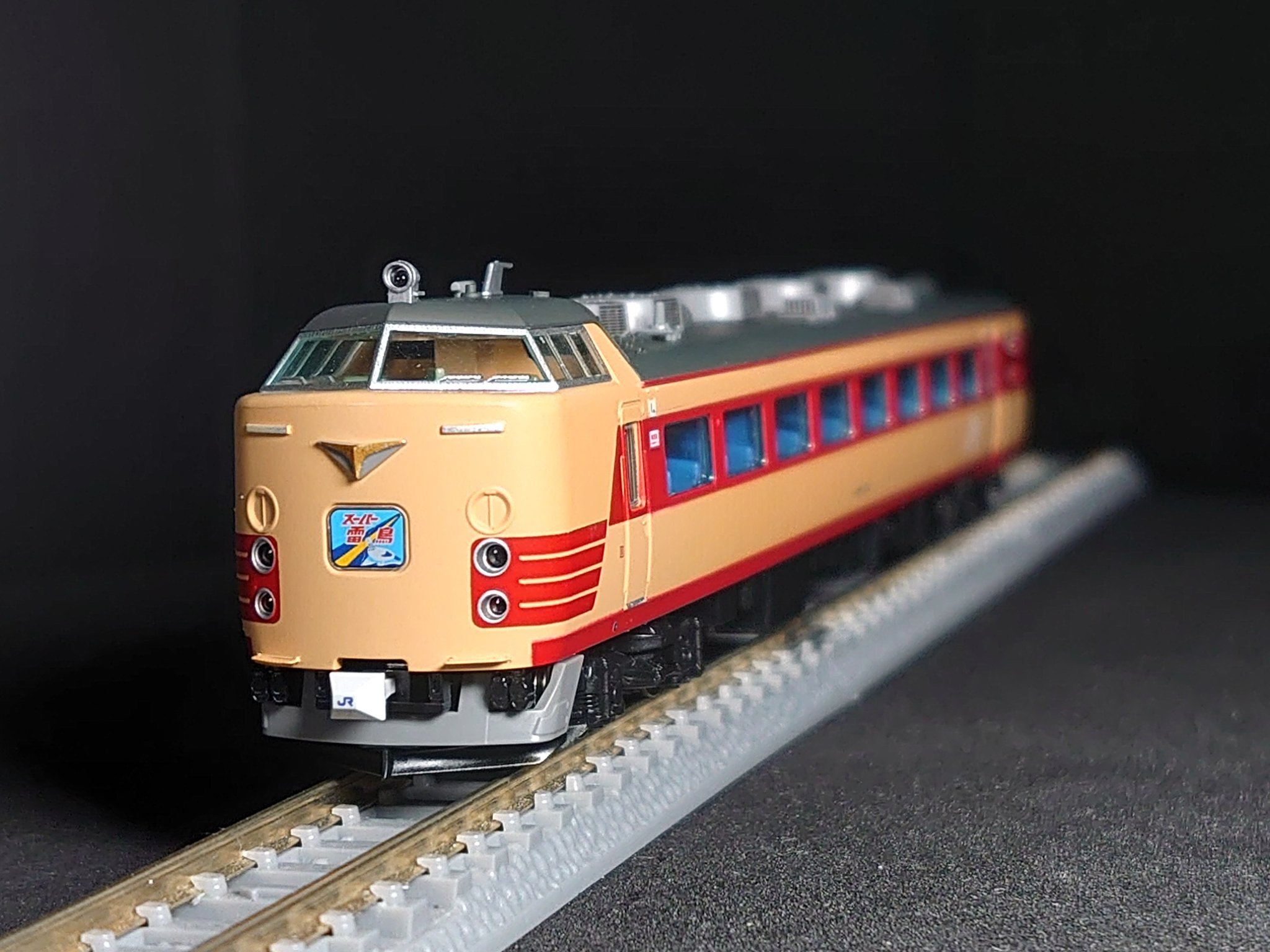 TOMIX 屋根パーツ］485系 クハ481-100（98385・ライトカバーあり）