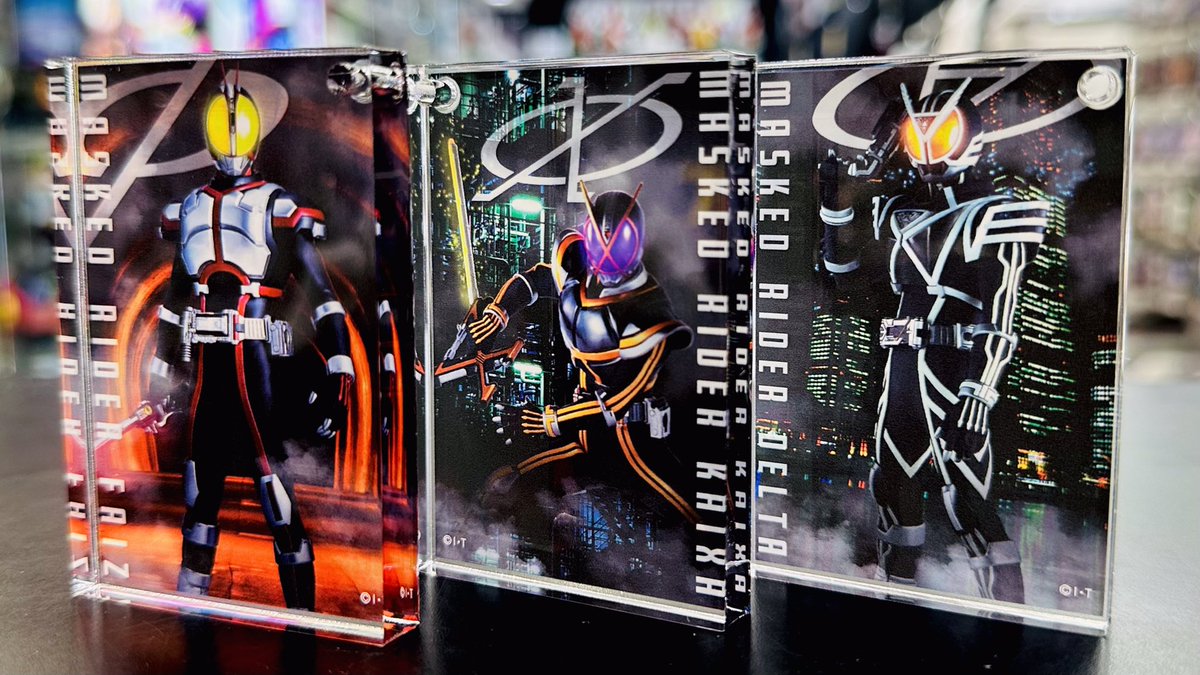 仮面ライダーストア東京店 再入荷情報】 ドミノ風チャームコレクション