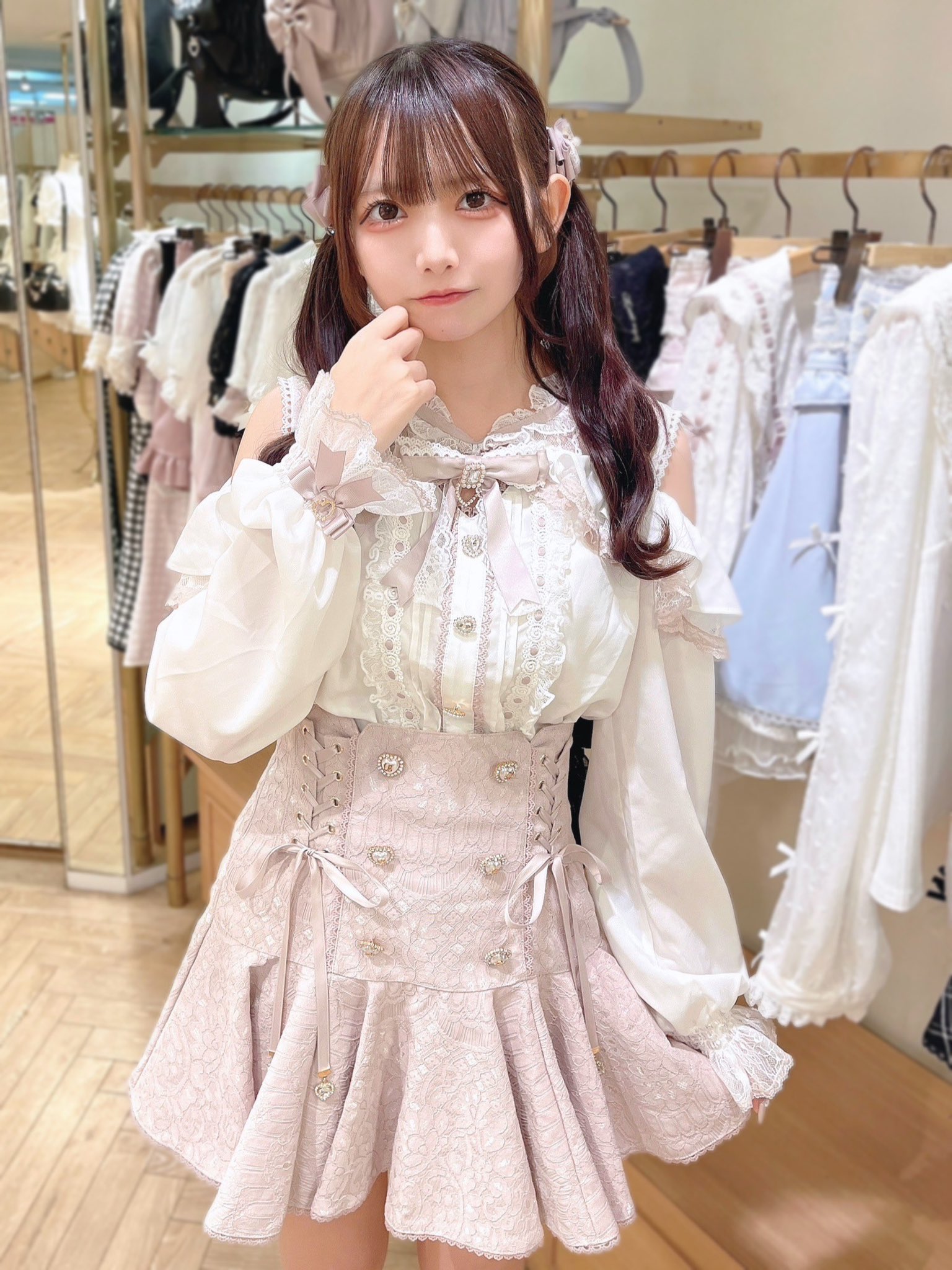 リズリサ リズリサ トップス ホワイト 水色 チョーカー付き 3つリボン