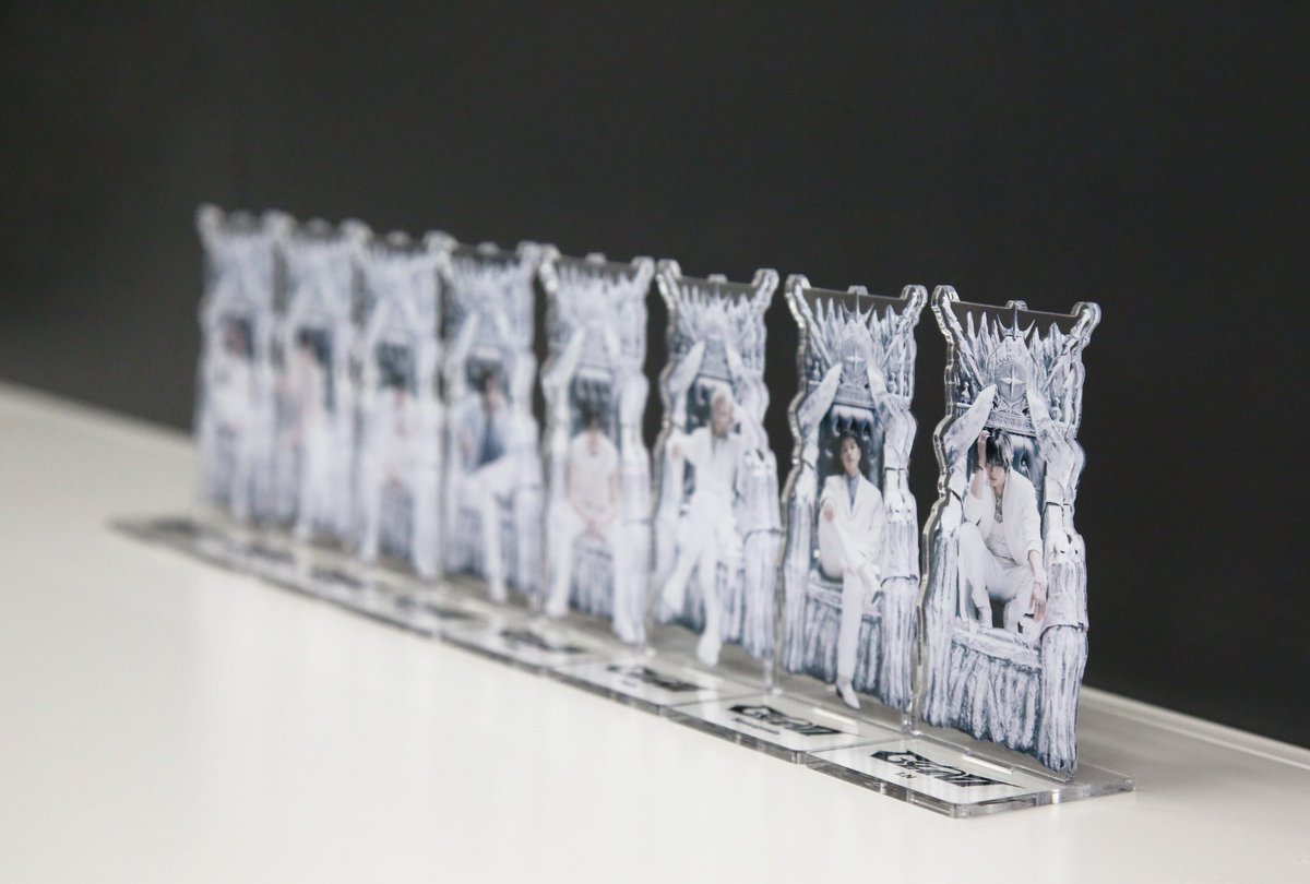 Stray Kids JAPAN 2nd Album『GIANT』 ＜シリアルナンバー応募対象郵送