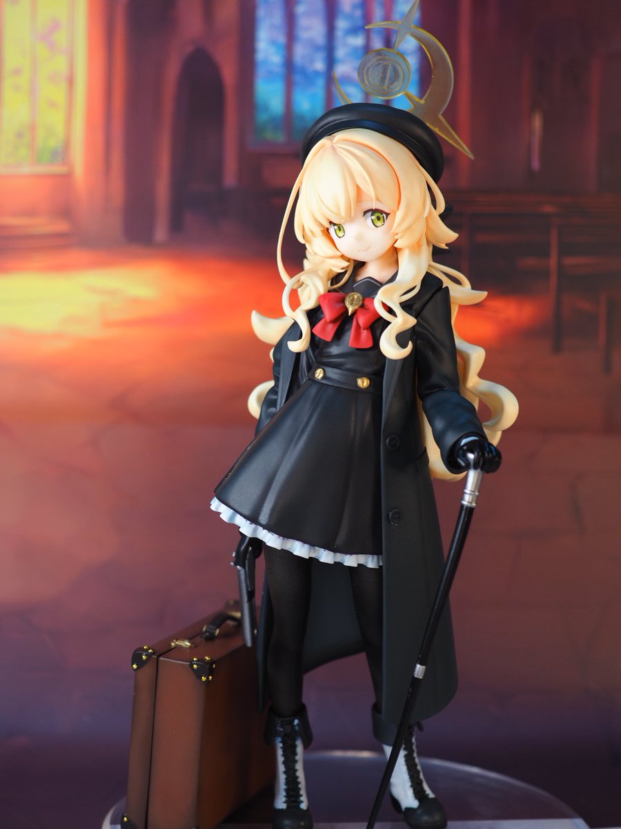 ワンフェス告知その4 ブルアカで大活躍したニヤニヤ教授のガレージ