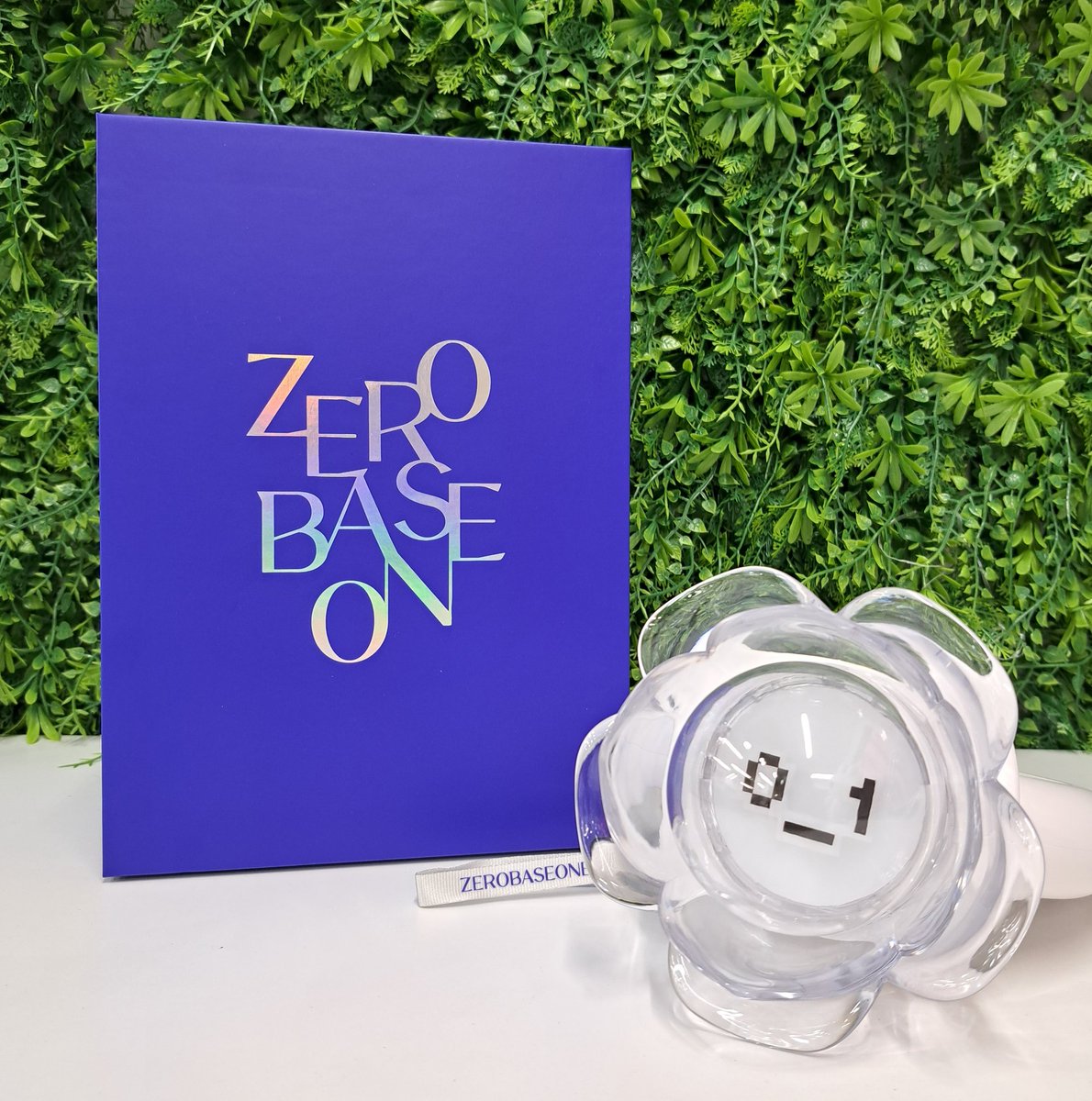 💙ZEROBASEONE💙 公式ペンライト/グッズ販売中✨ みなさまのご来店