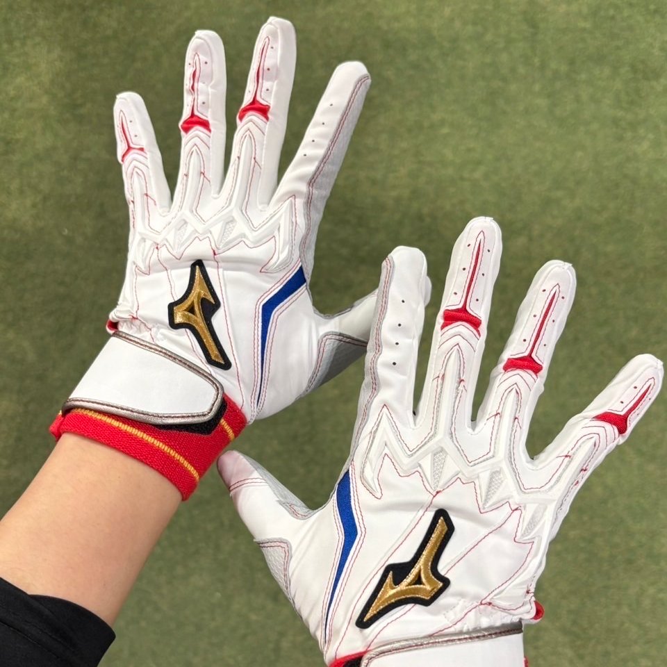 直営店 MIZUNO TOKYO 限定✨️】#鈴木誠也 選手仕様と同じカラーリング