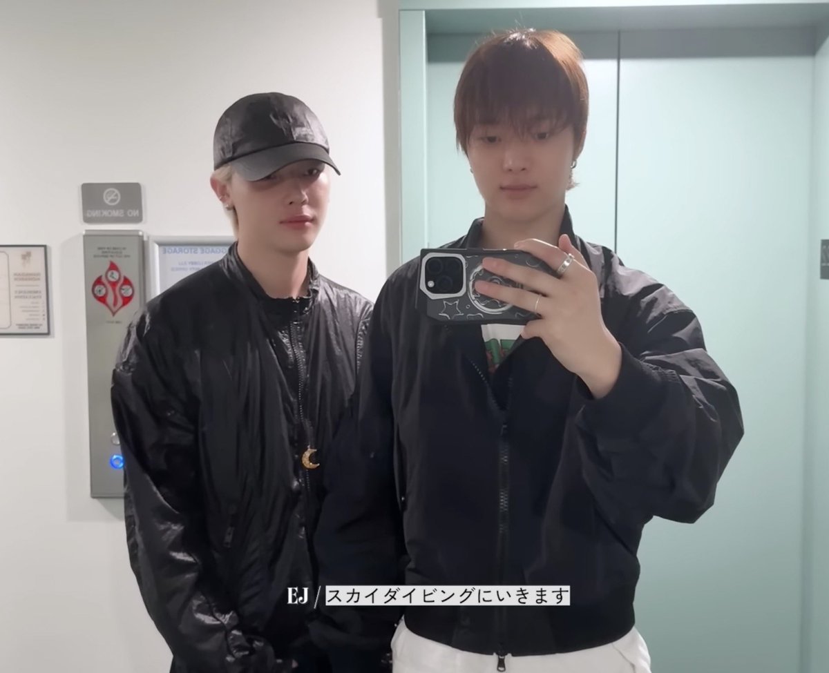 the way he manages to make nico look small