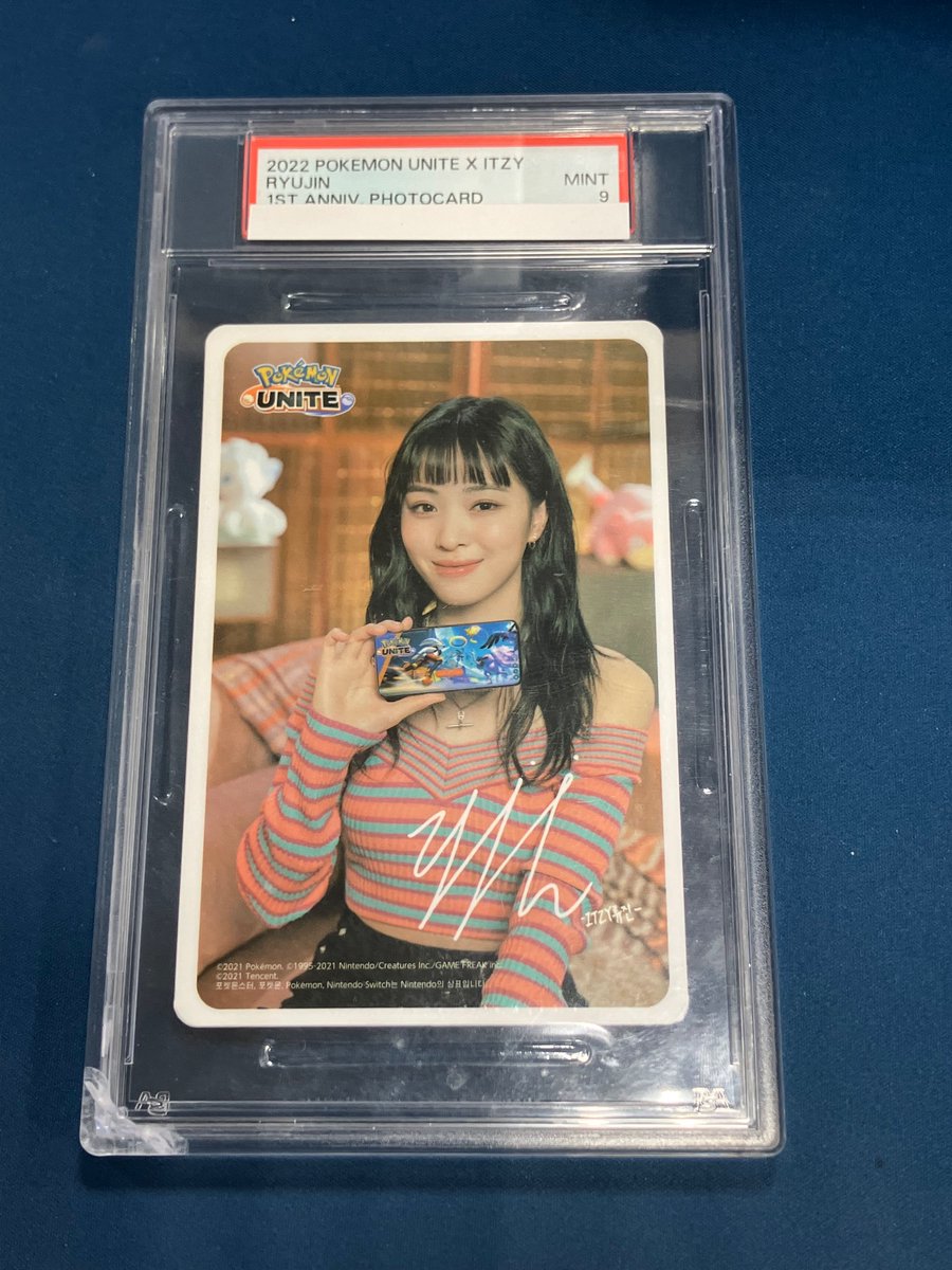 入荷情報】 #ポケカ ✓ポケモンユナイト&ITZYコラボ（リュジン）PSA9