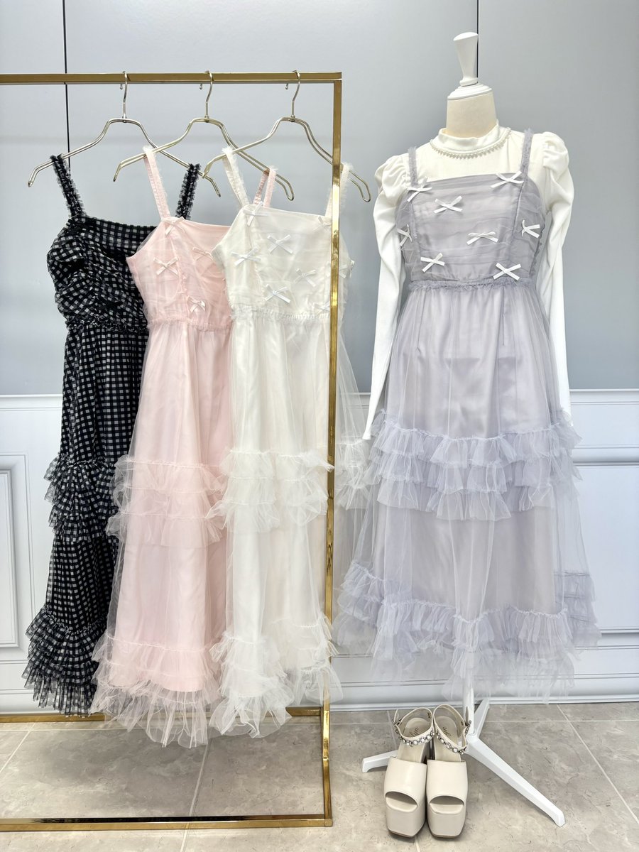 ☆━━evelyn♡新作━━━☆:*｡ 3/4 (水)発売🩵🫧✶ ふんわりチュール