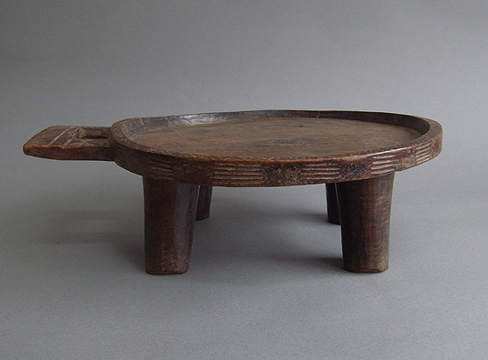 エチオピアのコーヒーテーブル : Muntkidy