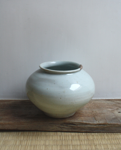 李朝 白磁小壺 丸壺 (塩笥盃) 李朝白磁壺（塩笥） :