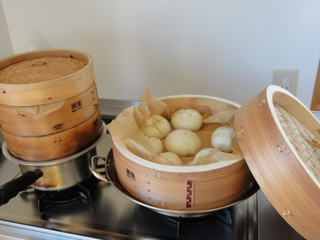 照宝のせいろ 30cmで肉まんあんまん : あさパン！