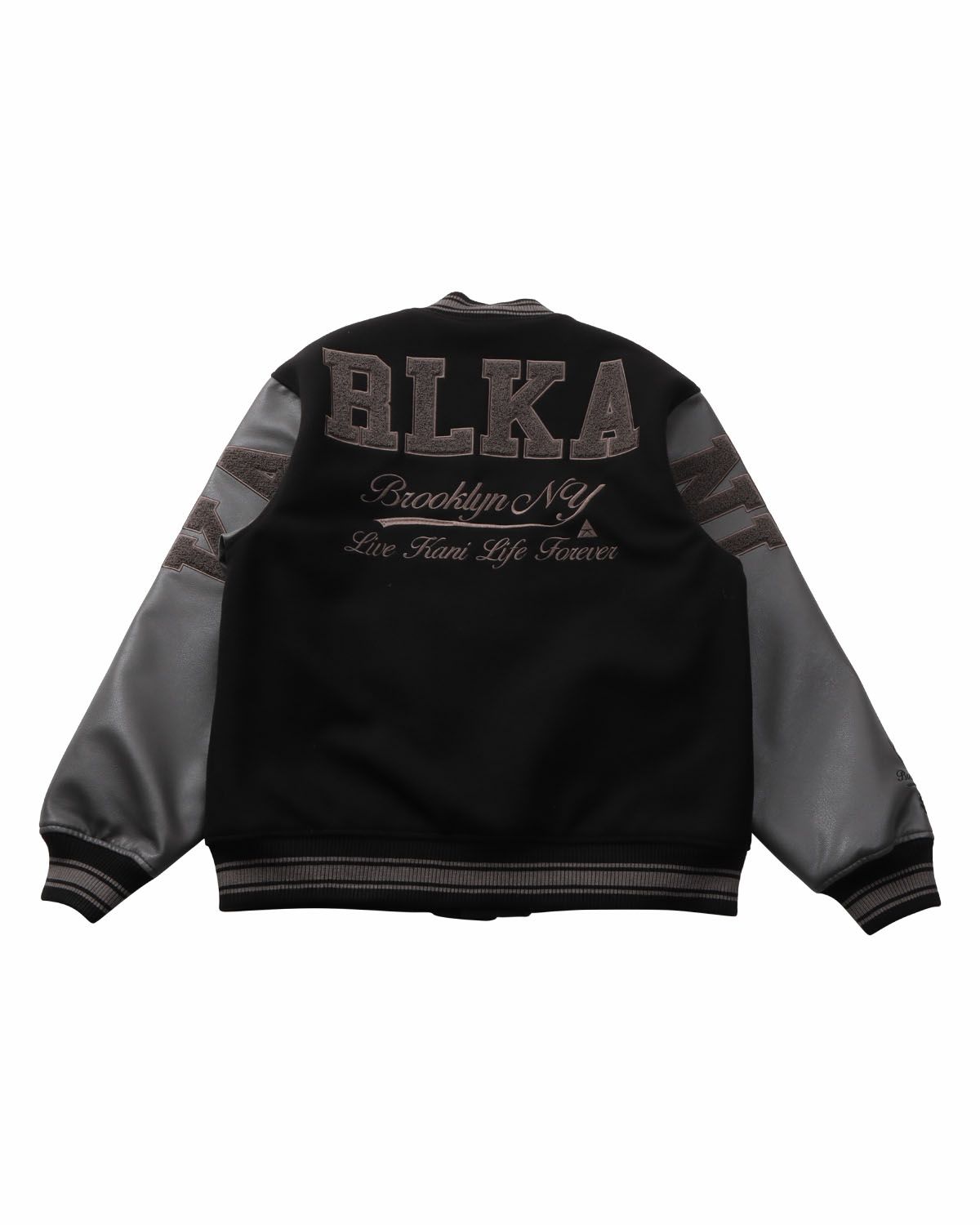 Karl Kani] ロゴ サガラ スタジャン | PEET ONLINE STORE