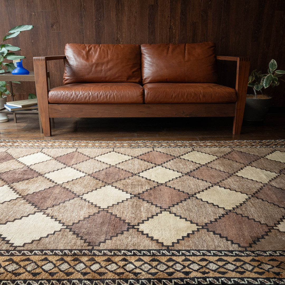 ペルシャ手織り絨毯 セミアンティーク ウール ラグ バルーチ 133×230cm