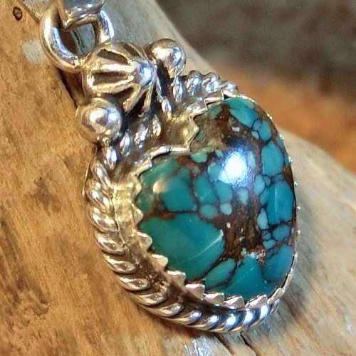 ナバホ族 キー・ネズ作 ペンダントヘッド ナバホ Kee・Nez キー・ネズ