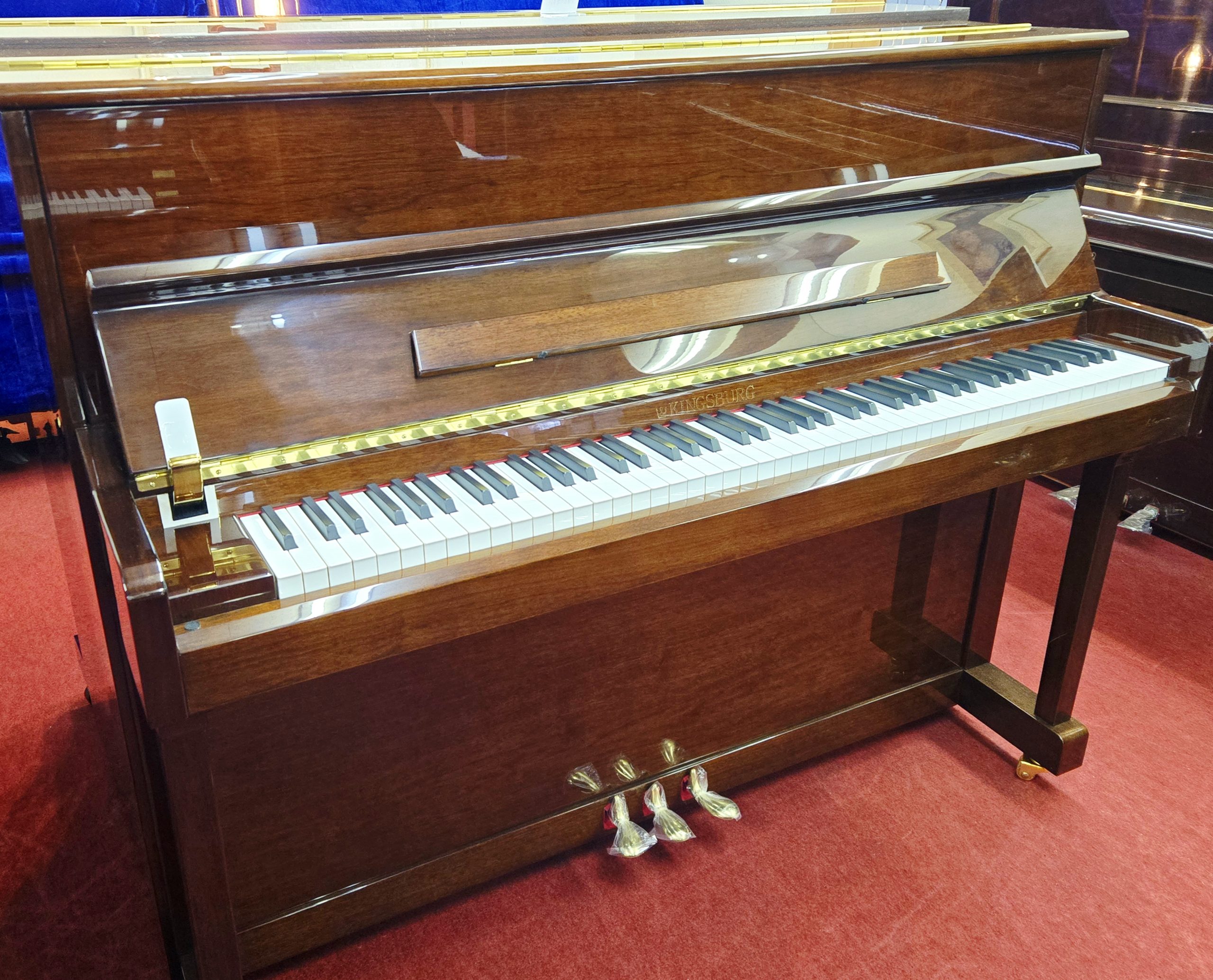 新品】アップライトピアノ KINGSBURG KU-115│ピアノ百貨公式サイト