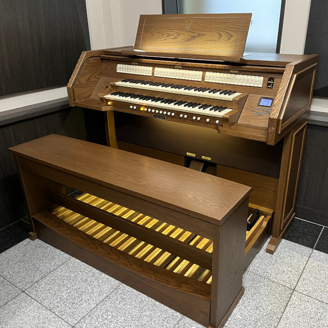 クラシックオルガン(バイカウント) | 大阪・本町のピアノ専門店「三木