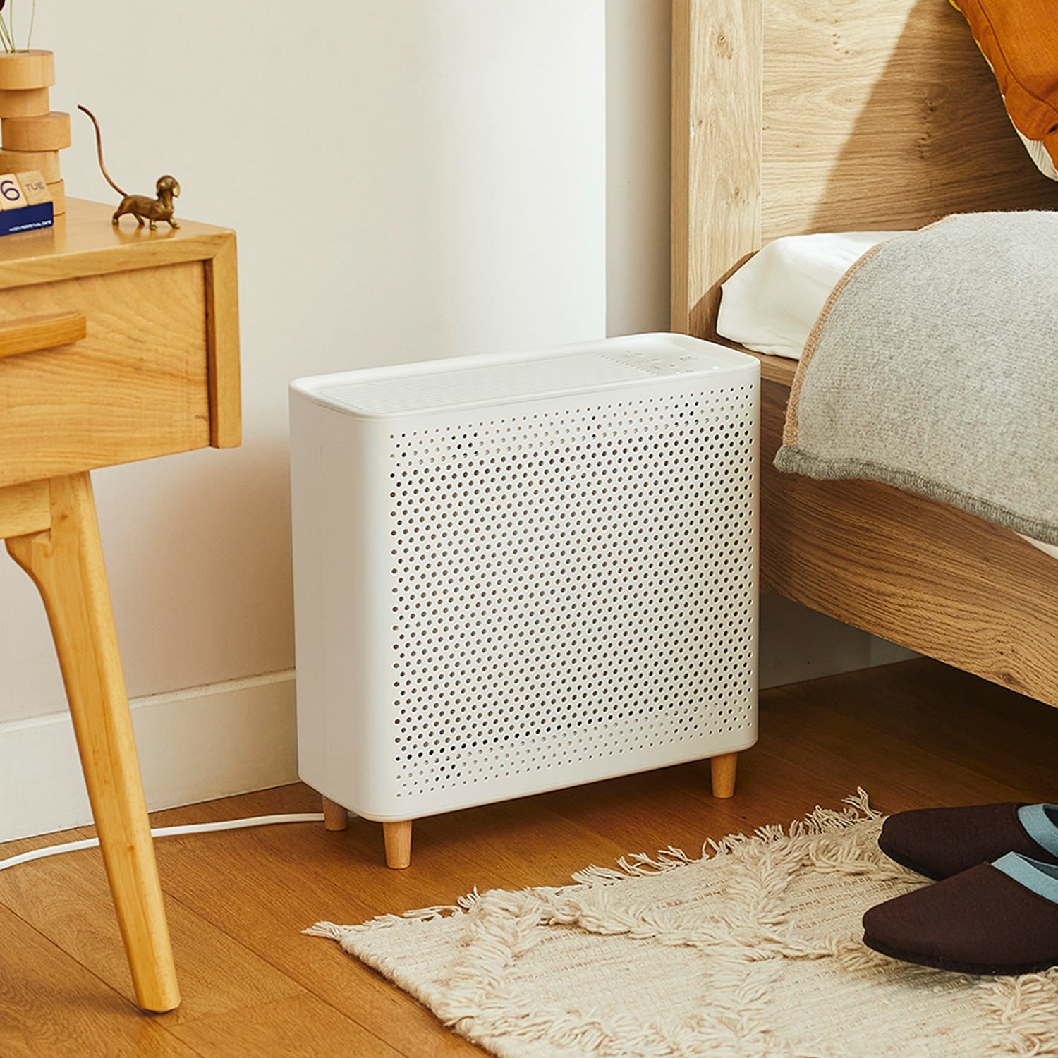 コンパクトフロア空気清浄機（空気清浄機/除湿機）｜(ブルーノ/BRUNO