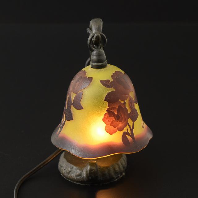 エミール・ガレ風 ガラスランプ 卓上ランプ【店頭買取】 （ その他家電