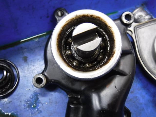 GPZ900R ウォーターポンプ交換（Ride Outの作業実績 2018/10/09