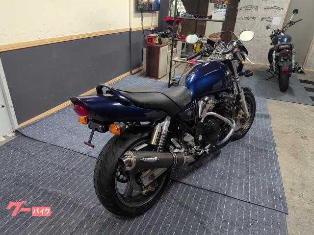 スズキ INAZUMA400／油冷エンジン ／ストライカーフルエキ