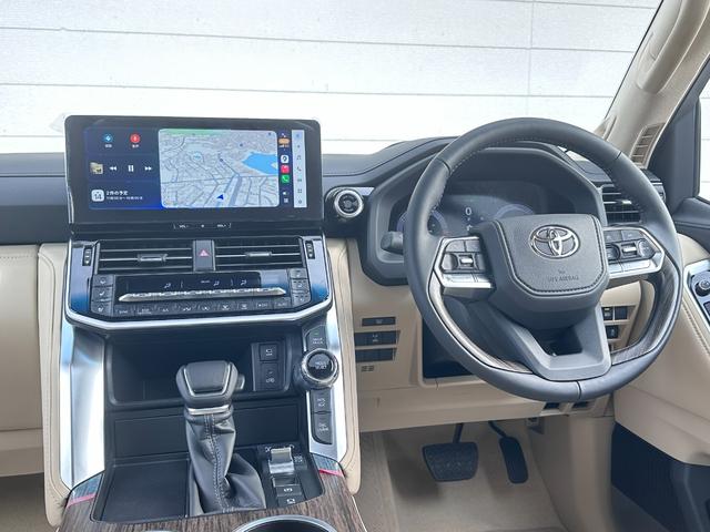 TOYOTA LAND CRUISER ZX | 2025 | PEARL WHITE | 8 km | details