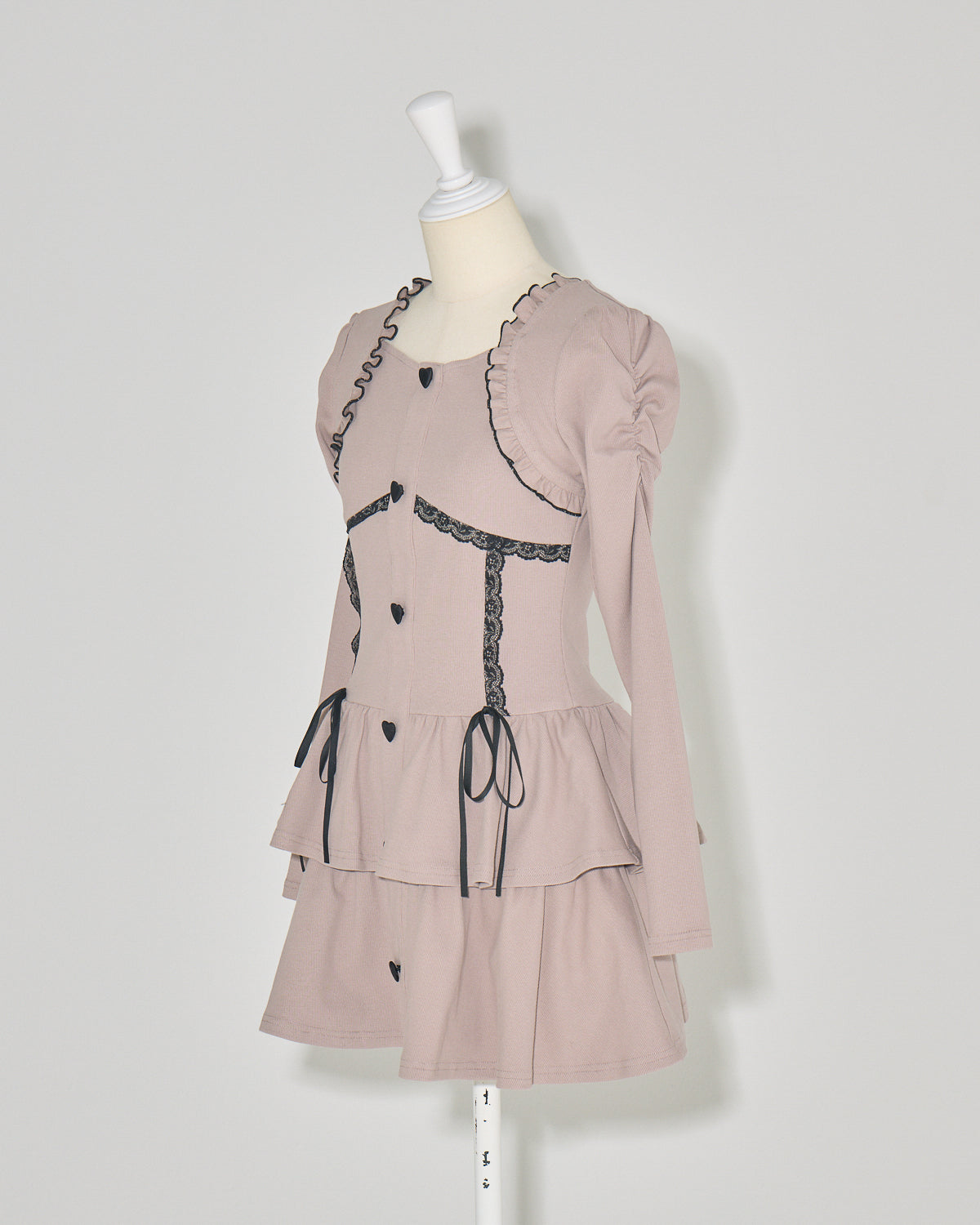 ハートボタンティアードリブワンピース – pium