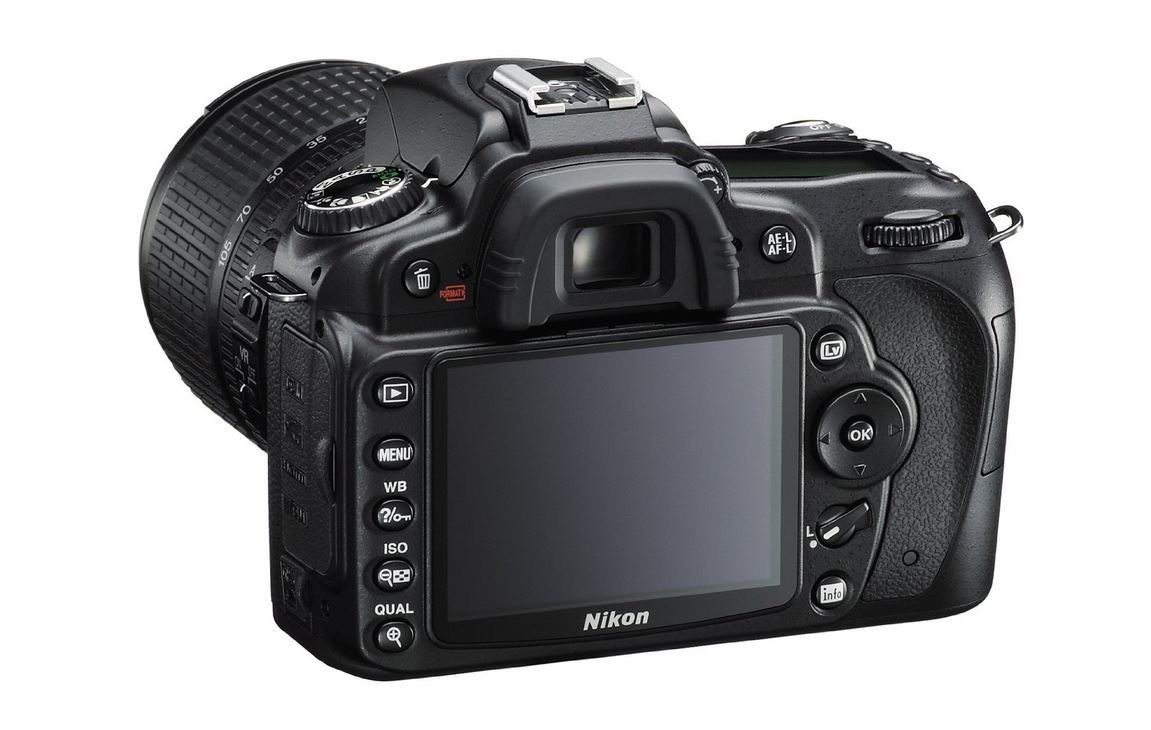 Nikon D90 DSLR with AF-S 18-105mm VR II Kit Lens Kit | Pixels Perfect