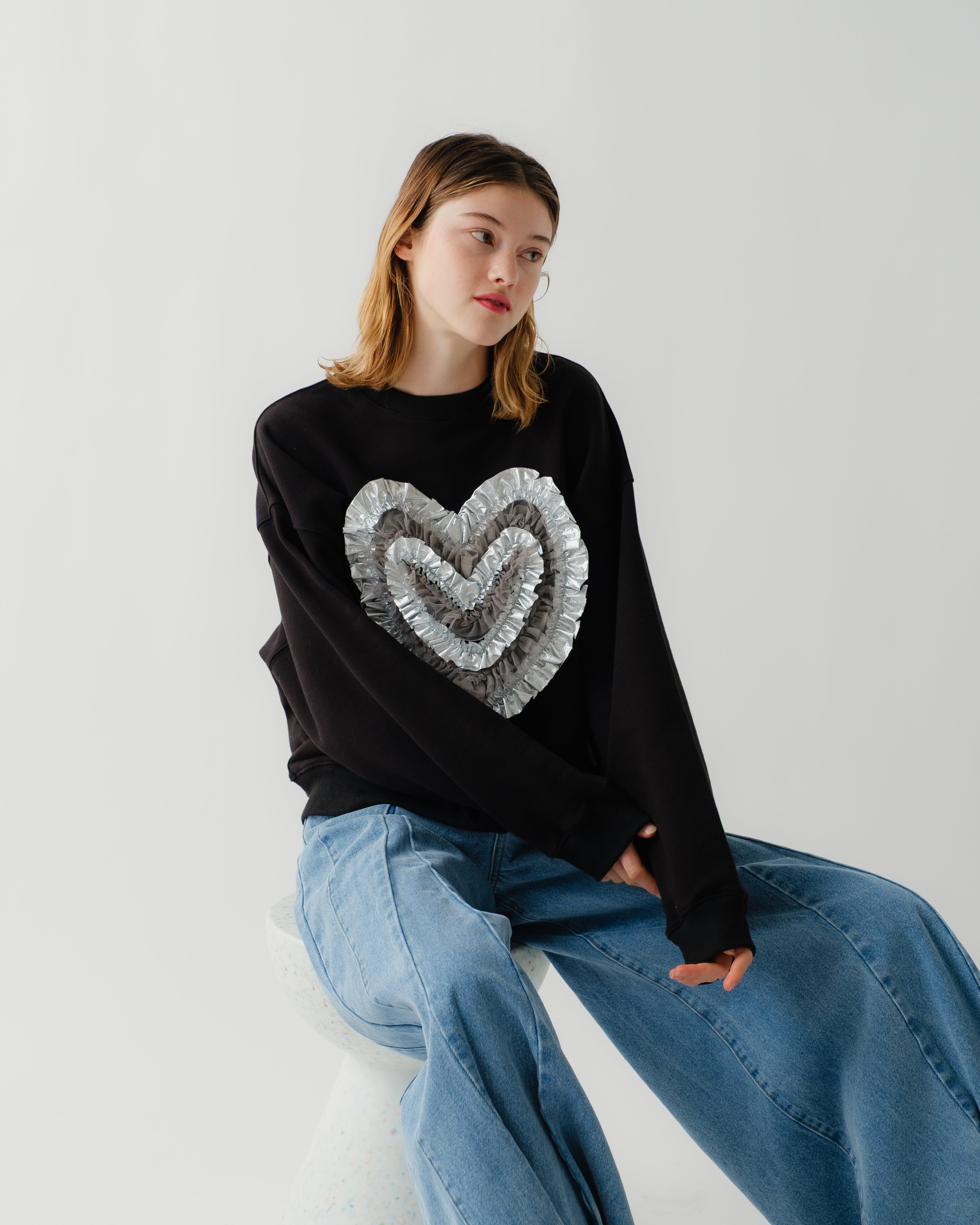 Heart tulle sweatshirt (black)