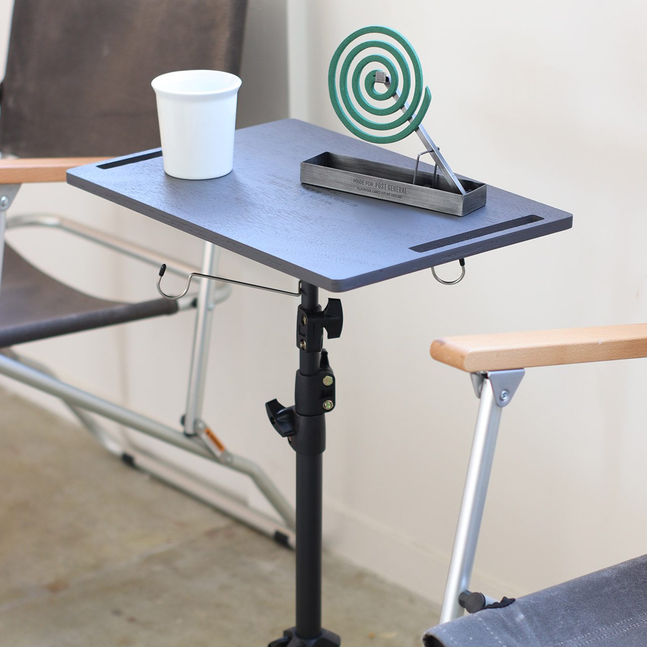 TRI-POD TABLE & HANGER / トリポッドテーブル＆ハンガー