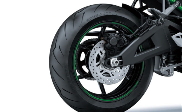 カワサキZ900RSにベストマッチ｜おすすめタイヤを徹底比較！｜最新記事