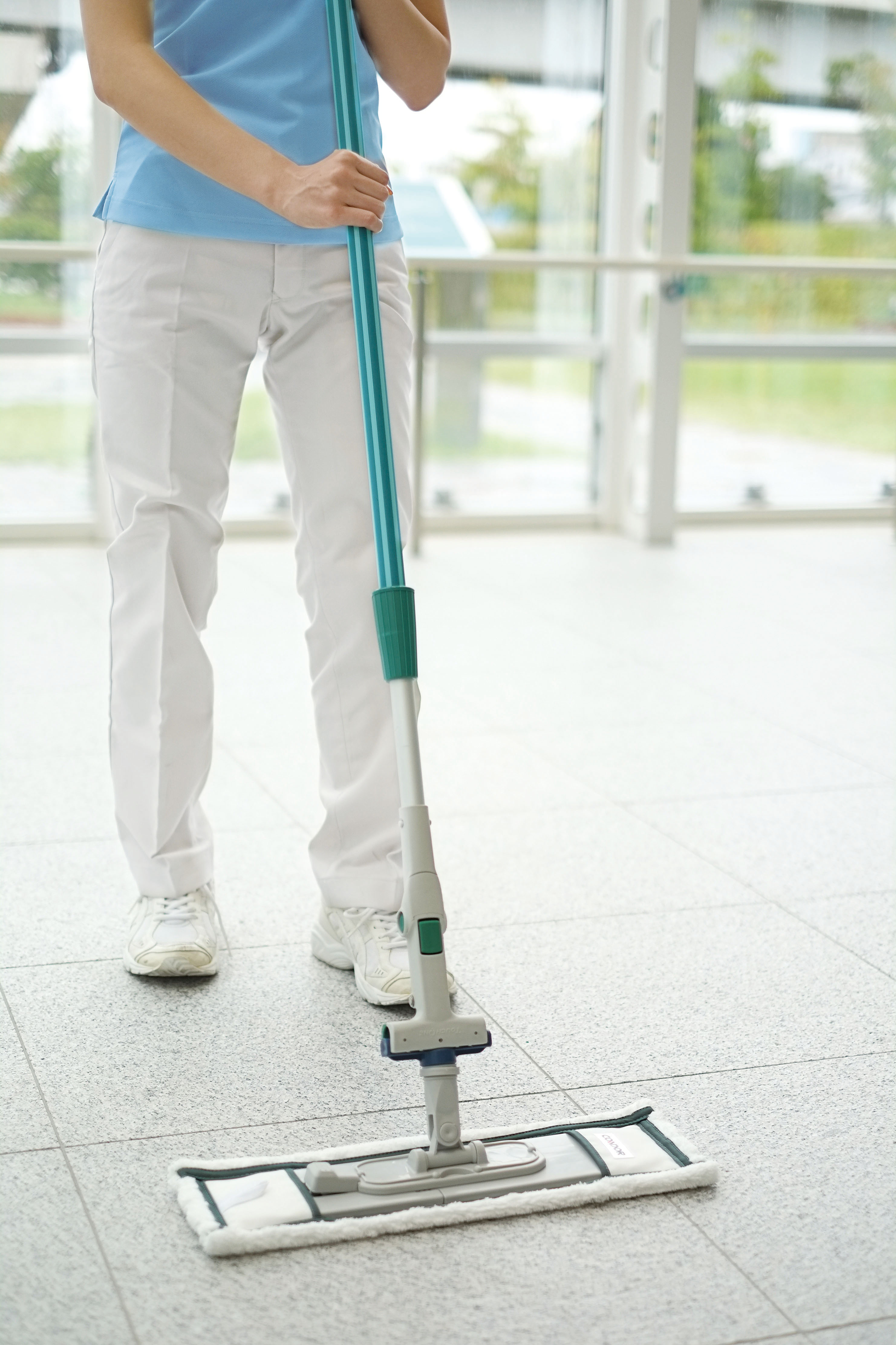 山崎産業株式会社｜プロテック フリーハンドルタッチワン アルミ（伸縮