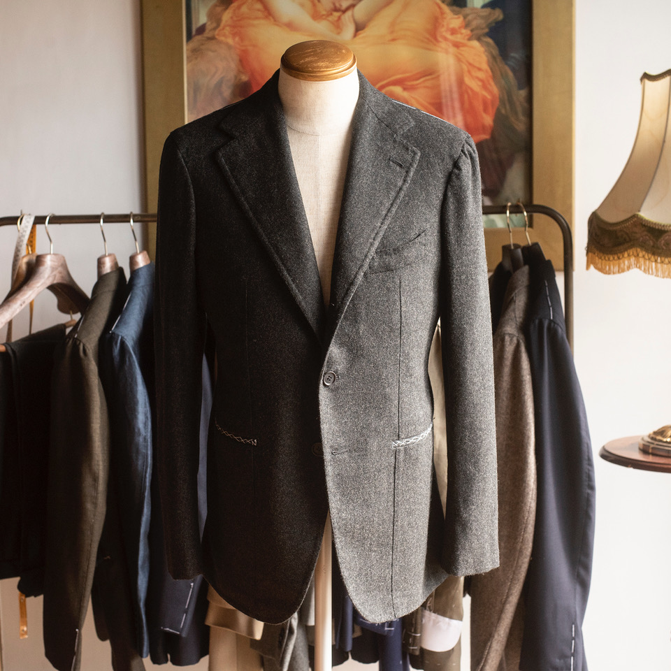 Sartoria Caracciolo ナポリ的《英国趣味》の漂うスーツ（ご納品