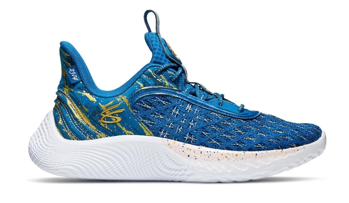 ステフィン・カリー選手の3ポイントシュート数 歴代1位を祝した 全世界