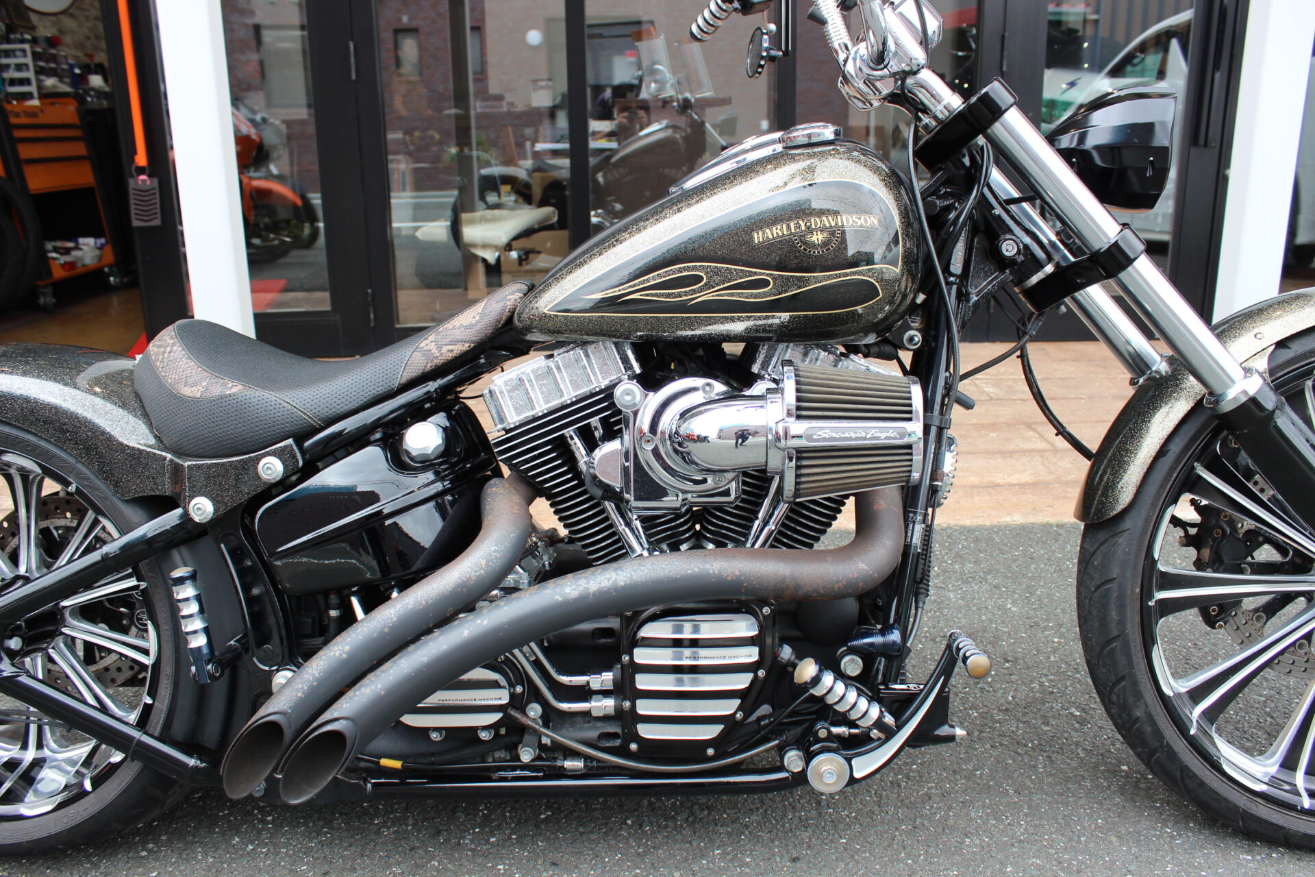 2016 FXSB ブレイクアウト｜浜松市でハーレーをお探しならプライズ