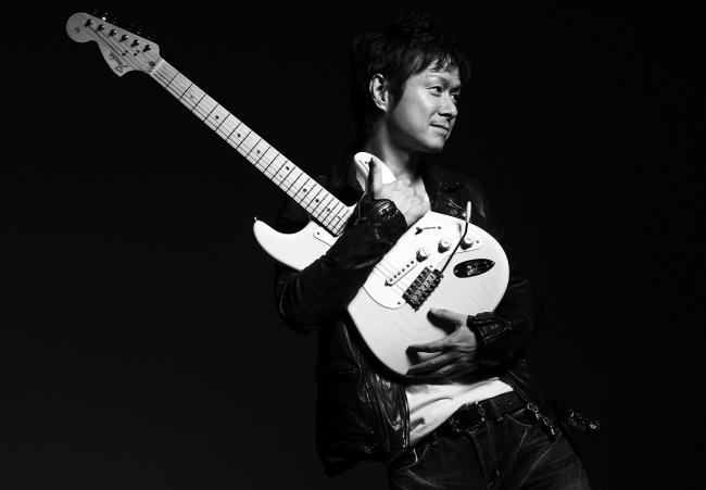 TUBEのギタリスト春畑道哉のアルバム「Play the Life」がデビュー30