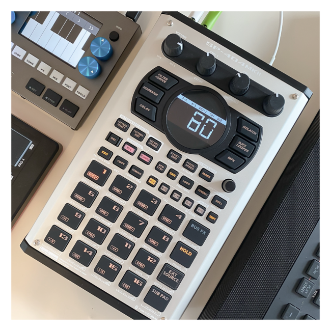 ASCII.jp：【Roland | SP-404MKII】 新潟県燕三条で作る「交換用メタル