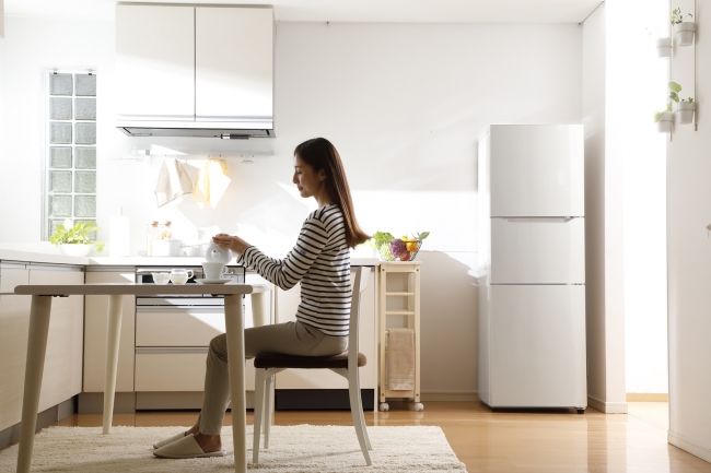 選べる庫内温度〝くらしにピタッと切替室〟をプラス「3ドア冷凍冷蔵庫