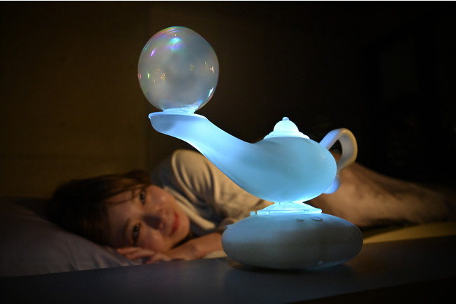 夢の中で『空を飛ぶための商品』を本日より公開 | 株式会社ゴールデン