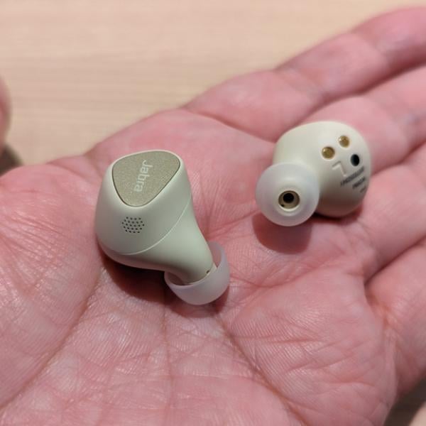 Jabra Elite 5 美品 付属品完備 Jabra Elite 5のサポートを受ける